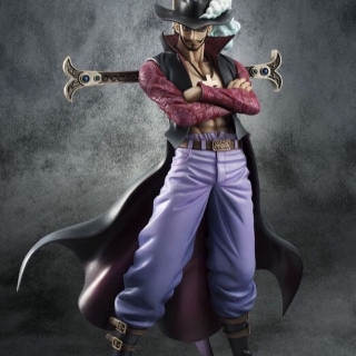 สวยOne Piece Pop Hawkeye Jorakl Mihawk Boxed Figures ตุ๊กตาของขวัญของขวัญ