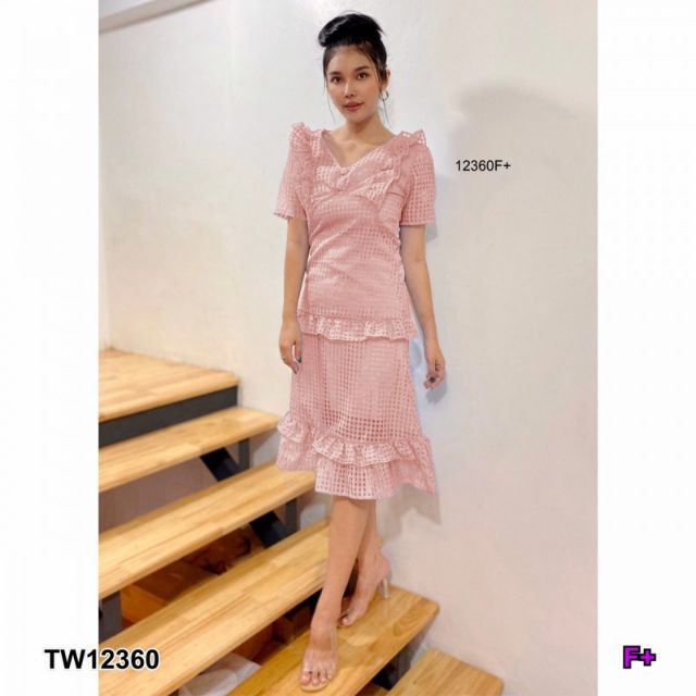 lt-tw12360-gt-เดรสคอวี-ป้าย-borichta-ผ้าแก้วแต่งอกระบาย-เนื้อผ้าแก้วแต่งลายตาราง-ช่วงกระโปรงแต่งระบายรอบ-มีซิปหลัง