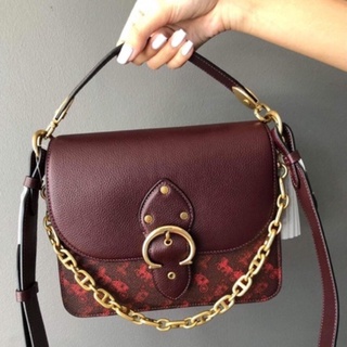 🎀 (สด-ผ่อน) กระเป๋าสะพาย 9.5 นิ้ว สีแดง Shop Coach 4594 Coach Beat Shoulder Bag With Horse And Carriage Print