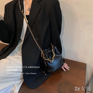 กระเป๋าสะพายข้างพร้อมส่งจ้า👜Chain rhombus mini bucket bag messenger bag women	
กระเป๋า