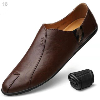 สินค้า Spot  ฤดูใบไม้ผลิใหม่ผู้ชายอังกฤษธุรกิจสบาย ๆ รองเท้าหนังรองเท้าขับรถรองเท้าทำงานรองเท้าทำงานรองเท้าขี้เกียจวัยกลางคน