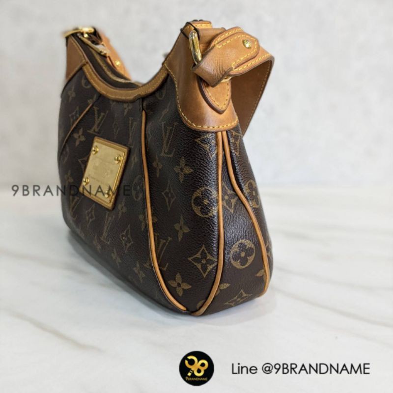 used-louis-vuitton-thames-monogram