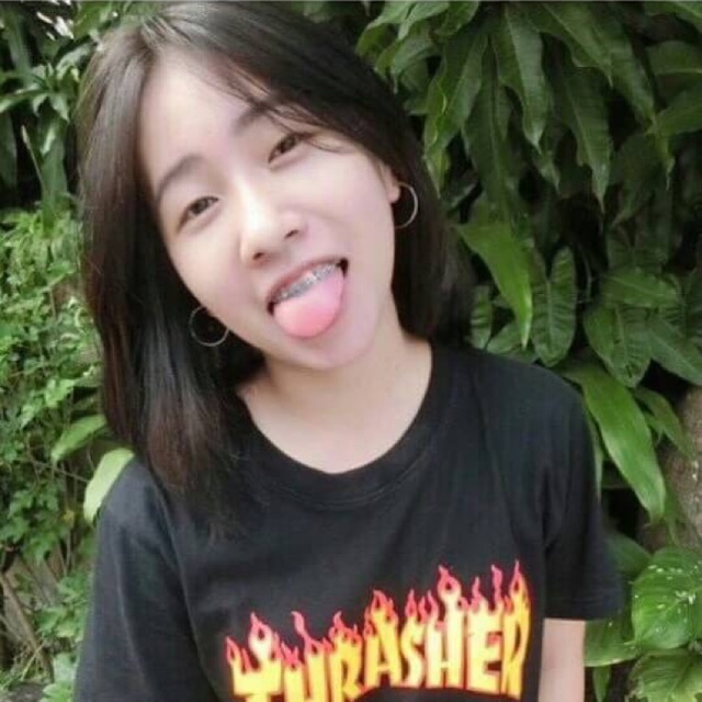 เสื้อthrasher-แนวๆ-ผ้าดี-มีสองสีค่ะ