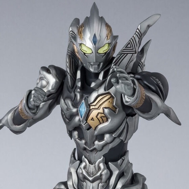 s-h-figuarts-trigger-dark