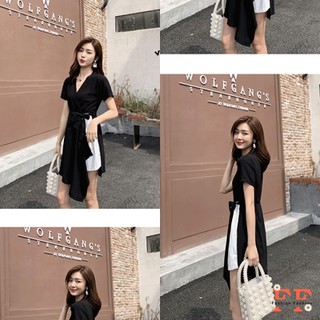 สต็อกไทย❌FF ชุดเดรสคอวีแขนสั้นแบบผูก ชายกระโปรงหนึ่งด้านแต่งลายริ้ว มีผ้าผูกเอว เสื้อผ้าแฟชั่น