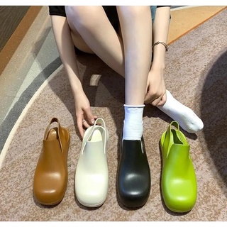 ภาพหน้าปกสินค้าSunnycolor รองเท้าแตะผู้หญิง รองเท้าเจลลี่พิ พื้นนิ่ม กันลื่น รองเท้าฝน ร้องเท้าแตะ 2022 ใหม่ 032214 ที่เกี่ยวข้อง