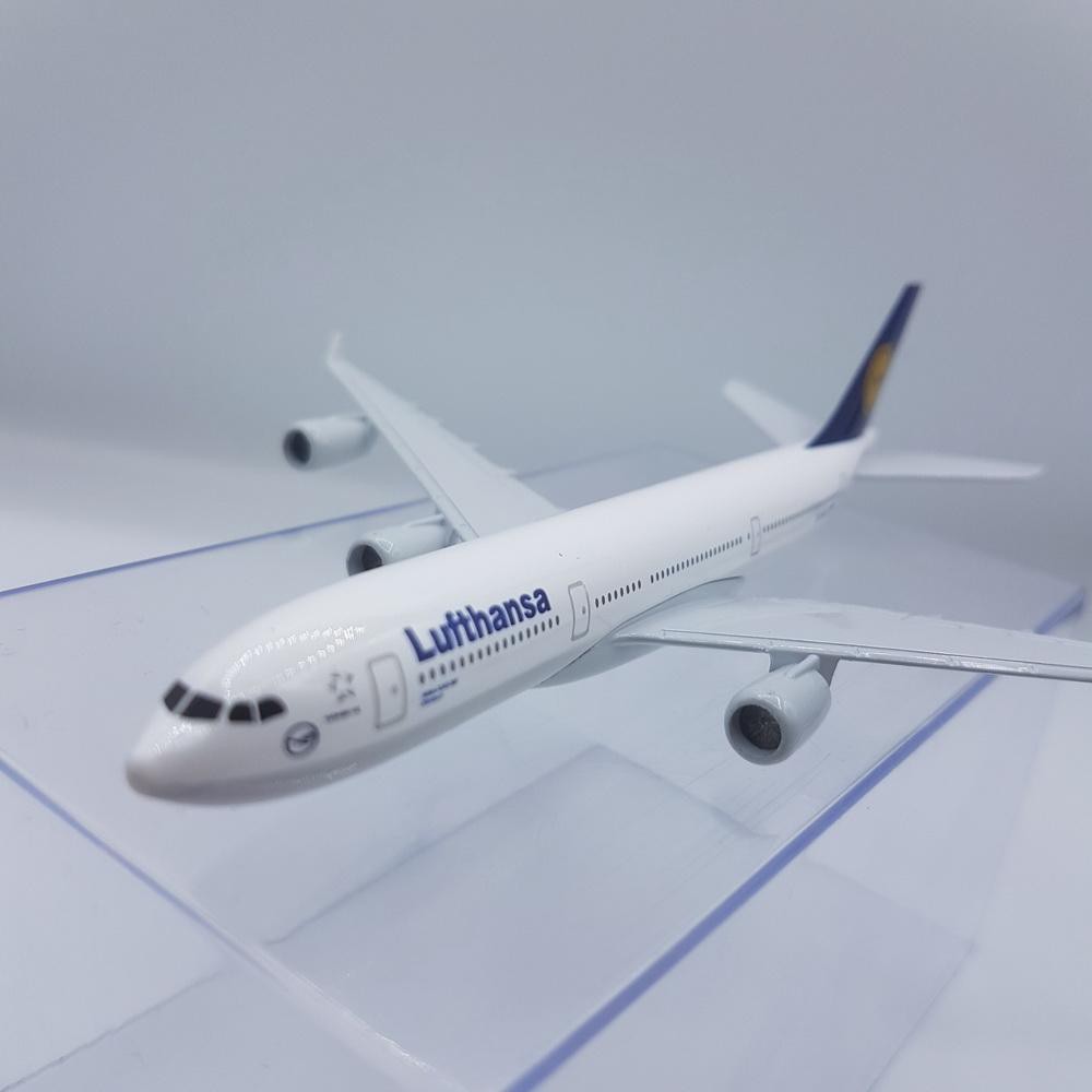 โมเดลเครื่องบิน-airbus-a380-ทำจากเหล็ก-สัดส่วน-1-400-ประตู-lufthansa