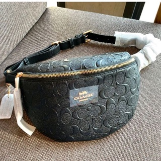 COACH BELT BAG IN SIGNATURE BAG