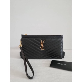 (ผ่อน0%) กระเป๋าสตางค์ คล้องมือ New YSL CASSANDRE SAINT LAURENT MATELASSÉ LARGE BILL POUCH หนังแท้ สีดำ อะไหล่ทอง