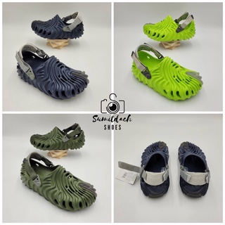 ภาพหน้าปกสินค้าพร้อมส่ง !!! รองเท้าลำลองแฟชั่น สไตล์ Salehe Bembury x Crocs Pollex Clog (Unisex) ที่เกี่ยวข้อง