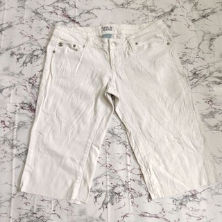 กางเกงสามส่วนสีขาวสวยๆ แต่งปลายขาด #13