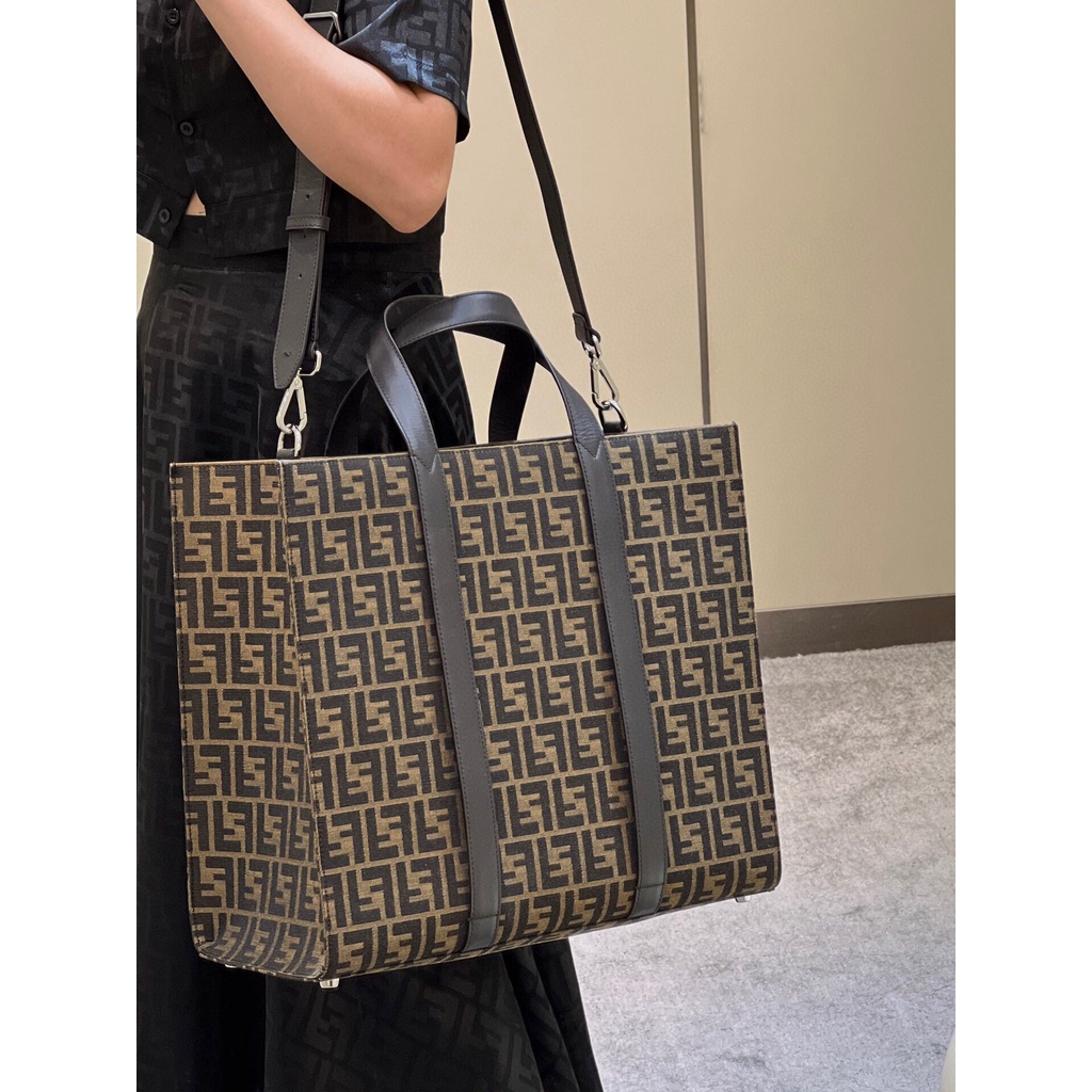 พรี-fendi-กระเป๋าถือ-8571-tote-กระเป๋าแฟชั่นกระเป๋าหิ้วผู้ชาย-42-18-36-5cm