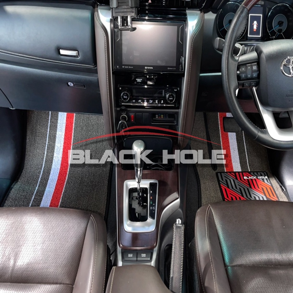 toyota-fortuner-2015-2018-blackhole-trap-lime-mat-edge-ชุดภายในห้องโดยสาร