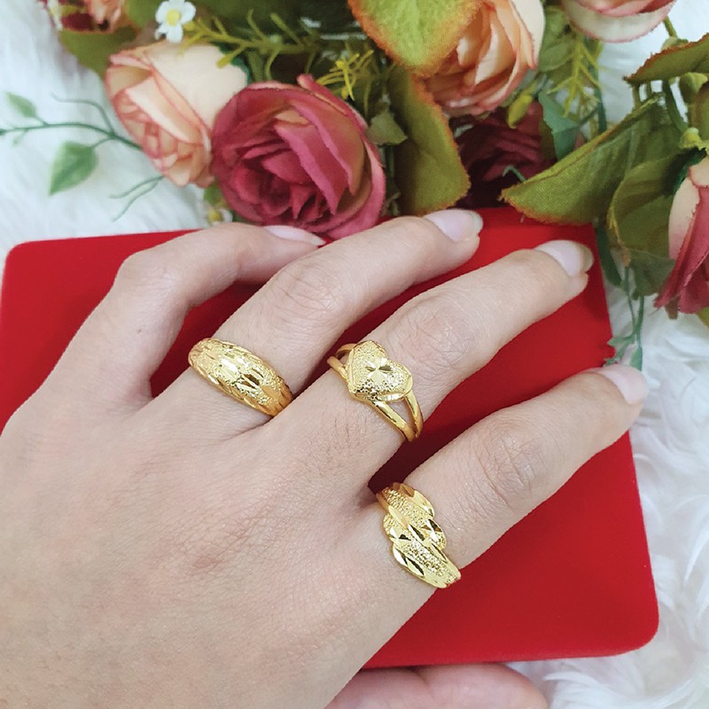 ภาพหน้าปกสินค้าแหวนทอง 1สลึง ใส่สวยมั่นใจ ใส่แทนแหวนทองแท้ได้  พร้อมส่งทันใจ แหวนทองเหลืองแท้ ชุบเศษทองแท้ ทองไมครอน ทองปลอม จากร้าน beautyrichgold บน Shopee