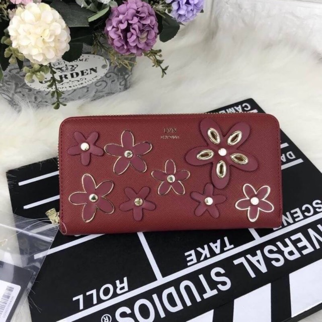 Sale กระเป๋าเงินใบยาว สีเรียกทรัพย์ LYN BLOOMINGDALE LING WALLET