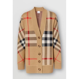 เสื้อสเว็ตเตอร์ burberry Size S - XL Pre-order 10-15