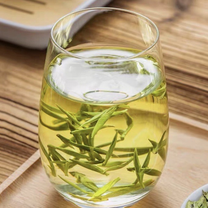 ชาหลงจิ่ง-longjing-cha-ชาสมุนไพร-ชาเขียวสมุนไพร-ชาสมุนไพรเพื่อสุขภาพ-ชาชั้นดี-250-กรัม-พร้อมส่ง