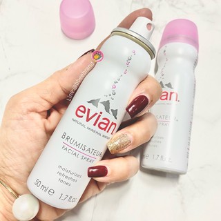 Evian Brumisateur Facial Spray 50ml น้ำแร่บริสุทธิ์ ผลิตบนยอดเขาอันบริสุทธิ์ของเทือกเขาแอลป์ ประเทศฝรั่งเศส