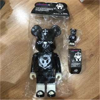 Be@rBrick BearBrick 400% + 100% Medicom Lolita Chrome Hearts Halloween 2002 Kaws Bape