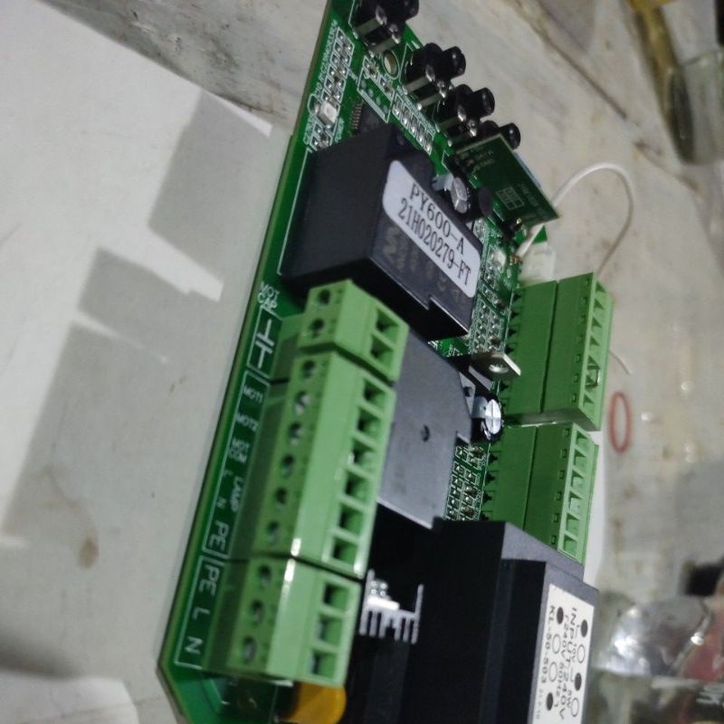 แผงควบคุมมอเตอร์ประตูรีโมท-py-600-ความถี่433mhz-ใช้ได้กับมอเตอร์ได้หลายรุ่นแผงมีสโลปรับความเร็วได้