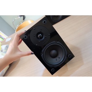 (ConiceHappyDays)NHT SuperZero 2.1 Mini-Monitor Speaker ลำโพงบุ๊คเชลล์ 2ทาง ลําโพงตู้ปิด