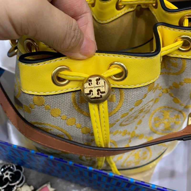 กระเป๋าสะพายข้าง-tory-burch-ทรงขนมจีบ