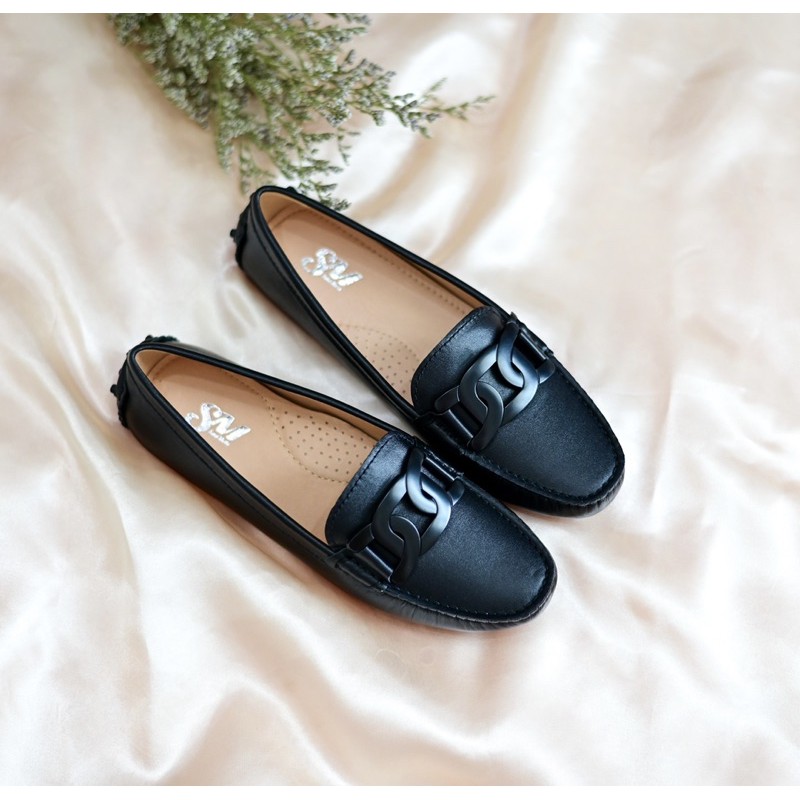 ภาพหน้าปกสินค้าSoulmate Shoes รองเท้าหนังแท้ Bonita Mate in Black