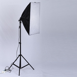 ภาพหน้าปกสินค้าSoftbox 50*70 โคมไฟซอฟบ็อกซ์1ขั่ว พร้อมขาตั้งไฟ2เมตร ที่เกี่ยวข้อง