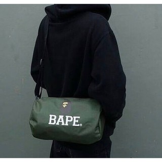 A Bathing ape green crossbody duffle bag  (  ba024 )