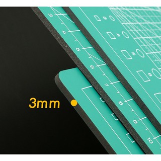 ภาพขนาดย่อของภาพหน้าปกสินค้าแผ่นรองตัด ขนาด A4 -22*30cm แผ่นรองตัดพลาสติก PP ไร้สารพิษ ประสานรอยกรีดได้ในตัว ใช้งานได้ทั้ง2ด้าน ใช้งานง่ายมีสเกลวัด จากร้าน magnetneo บน Shopee ภาพที่ 4