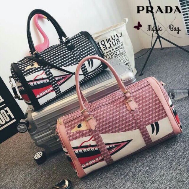 กระเป๋าเดินทาง-prada-inviolable-costom-vacayhome