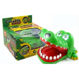 Crocodile Dentist ของเล่นจระเข้งับนิ้ว ของเล่น เด็กๆ เป็นเกมส์สนุก ๆ ที่เล่นได้หลายคน ทั้งพ่อแม่ เด็กเล็กๆ เด็กโต เล่นได