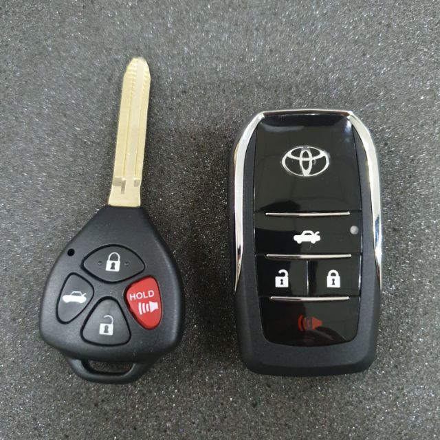ภาพหน้าปกสินค้ากรอบกุญแจพับ Toyota  4 ปุ่ม