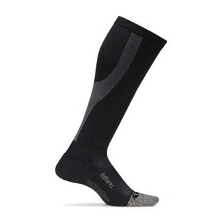 FEETURES GRADUATED COMPRESSION LIGHT CUSHION BLACK - ถุงเท้ายาวออกกำลังกายกันแผลพุพอง