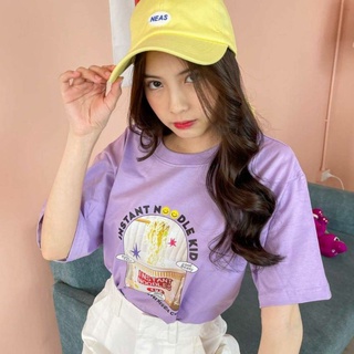 เสื้อยืดคอกลม สีม่วง Instant noodle T-shirt