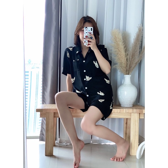 code-sspupj-ลด-100-ชุดนอน-silk-satin-pug-a112-n104-set-ขาสั้น-ขายาว-ชุดนอนไหมซาติน-ชุดนอนพรีเมี่ยม-ชุดนอนคู่