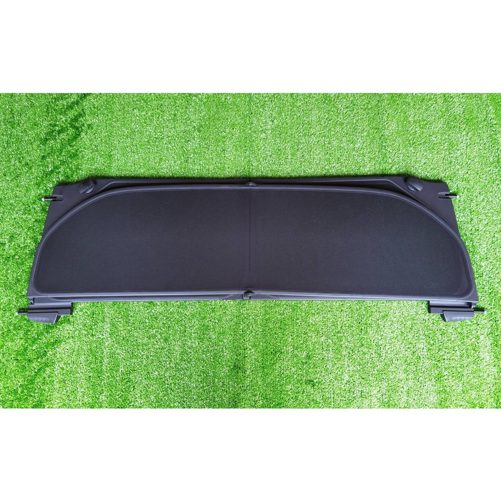 ชุดกันลม Wind Deflector สำหรับ กันลม ตอน เปิดประทุน ของ BMW E93 มือสอง