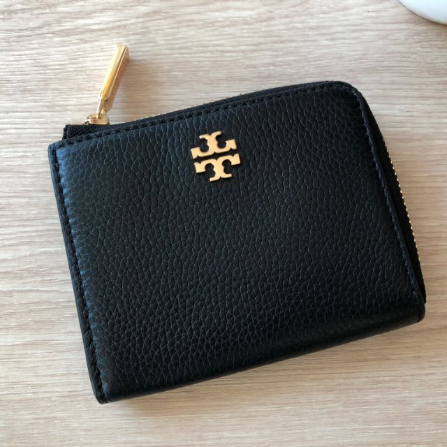 กระเป๋าสตางค์-ใส่เหรียญ-สีดำ-61448-tory-burch-carter-zip-coin-case