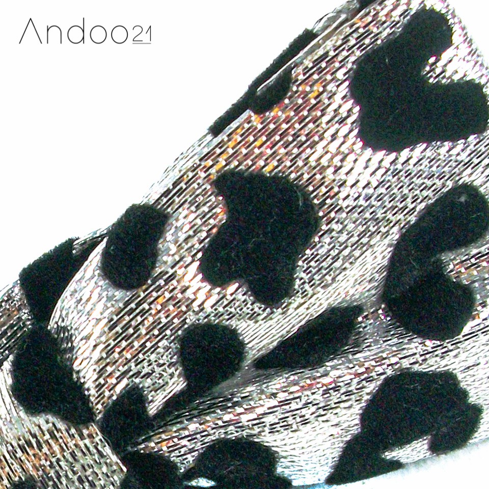 leopard-หูกระต่าย-ลายเสือดาว-ดำ-เงิน-ผ้าวาว-ดิ้นเงิน-limited-edition-bt049