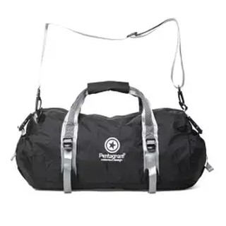 PentagramSport Bagประเป๋ากีฬาPENTAGRAMกระเป๋าออกกำลังกาย กระเป๋าใส่อุปกรณ์ออกกำลังกาย กันน้ำ40Lรุ่นZ302 (สีดำ)