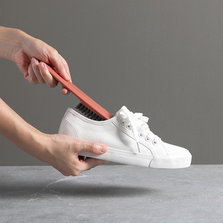 Can do แปรงซักรองเท้า สามารถนำไปขัดทำความสะอาดร่องกระเบื้อง หรือเครื่องใช้ภายในครัวเรือนอื่น ๆ ได้