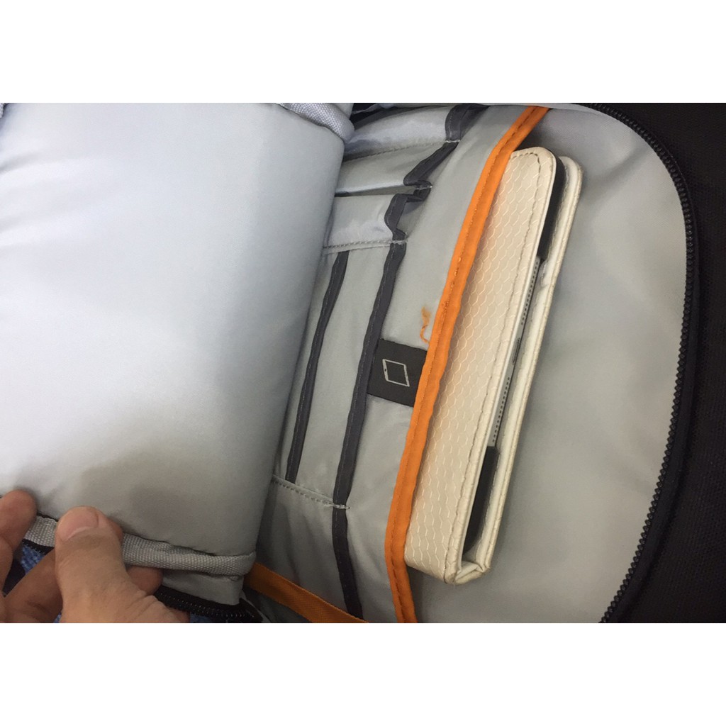 กระเป๋ากล้องสะพายหลัง-lowepro-tahoe-bp-150-มือ-1