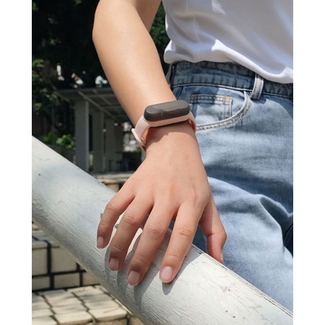 ภาพหน้าปกสินค้าcleanxband สีชมพู cleanxband ฮอตมาก สายรัดข้อมือแอลกอฮอล์ สายรัดข้อมือพรีเมี่ยม สีชมพู จากร้าน thaicleanxband บน Shopee