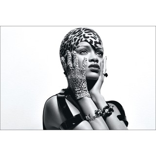 โปสเตอร์ Rihanna รีแอนนา แร็ปเปอร์ Rapper Hiphop ฮิปฮอป Hip hop Music Poster ตกแต่งบ้าน ตกแต่งผนัง ของขวัญ