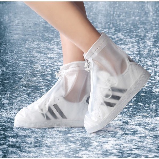 ภาพหน้าปกสินค้าที่หุ้มรองเท้า กันน้ำ สำหรับผู้ใหญ่ Waterproof shoe cover for adultsรองเท้ากันน้ำ จากร้าน peesteven บน Shopee