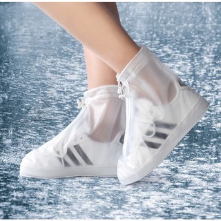 ภาพขนาดย่อของภาพหน้าปกสินค้าที่หุ้มรองเท้า กันน้ำ สำหรับผู้ใหญ่ Waterproof shoe cover for adultsรองเท้ากันน้ำ จากร้าน peesteven บน Shopee