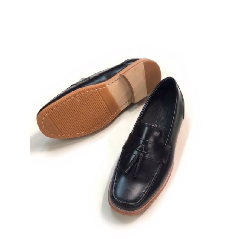 รองเท้าหนังแท้-holm-premium-londoner-tassel-loafers-no-118-ใส่ได้ทั้งชายและหญิงค่ะ