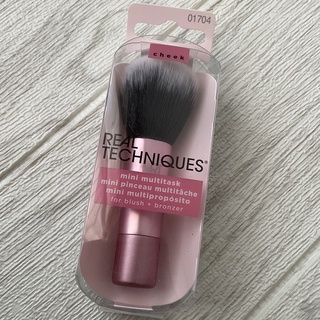 Real Technique Mini Multitask Brush Limited Edition 1Pc. (In Box)