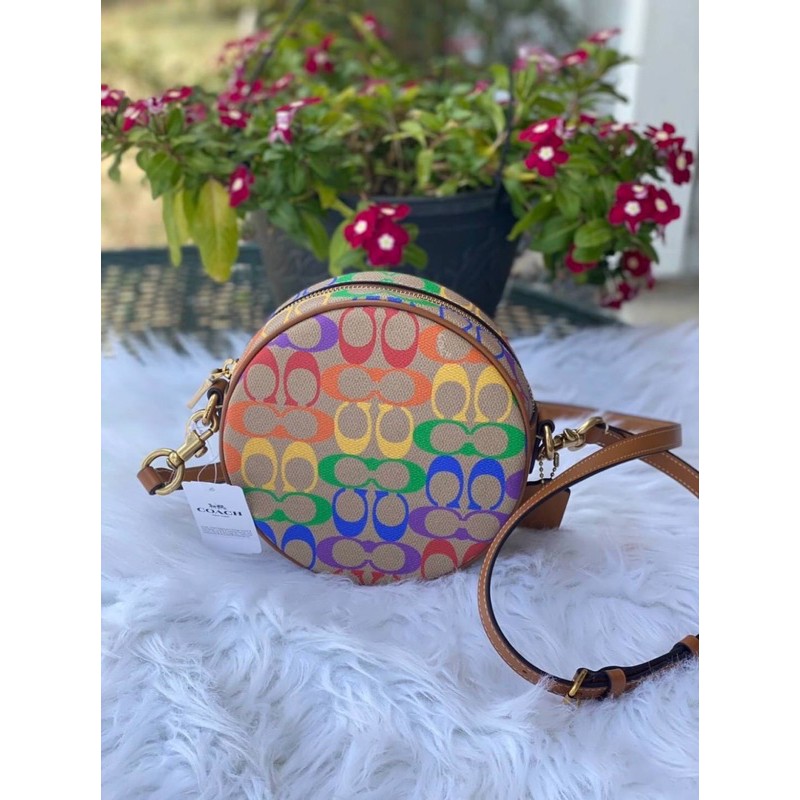 กระเป๋า COACH Circle Crossbody In Rainbow Signature Canvas Style No. 708 Shopee Thailand