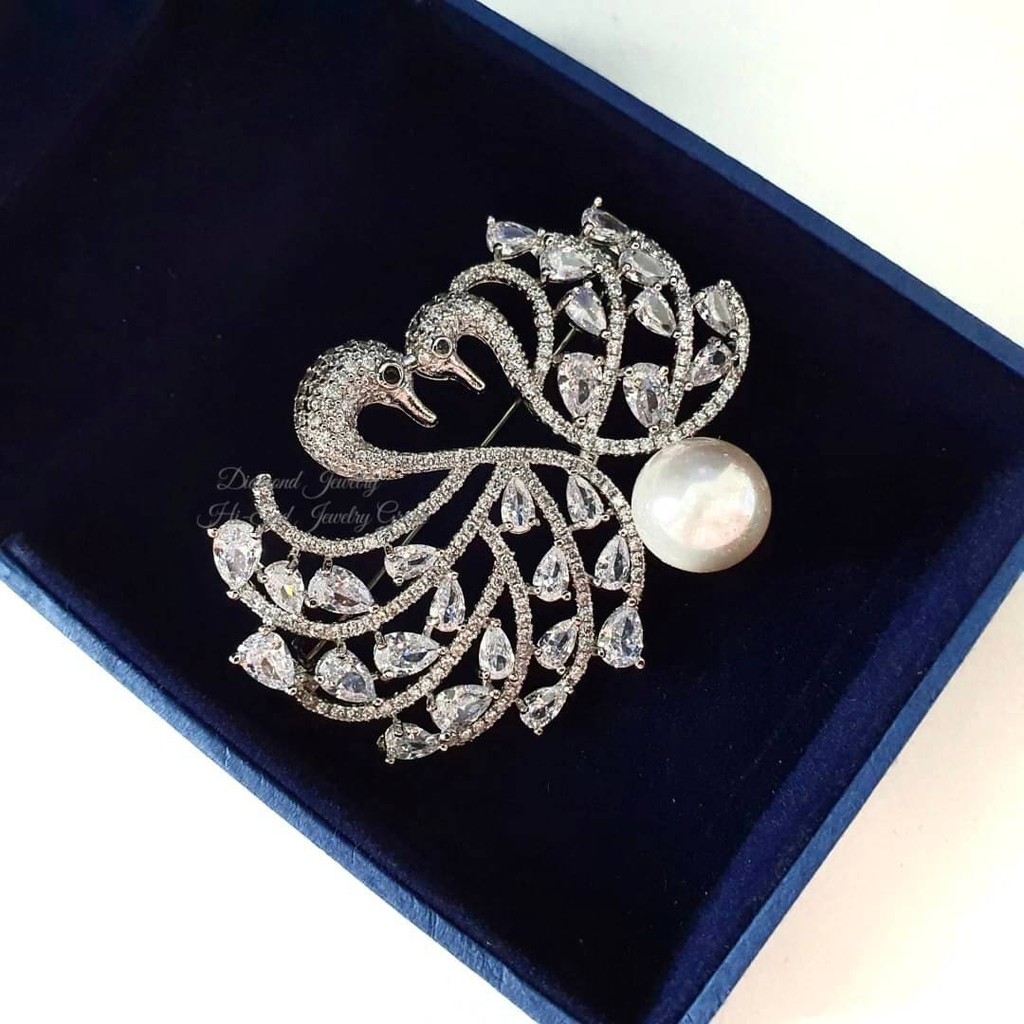 diamond-brooch-เข็มกลัดหงษ์-งานเพชร-cz-แท้ค่ะงานน่าร๊ากกก-ดูดี-งานสวยมากกกกก-เพชรใส-ไม่ขุ่นแม้แต่เม็ดเดียว